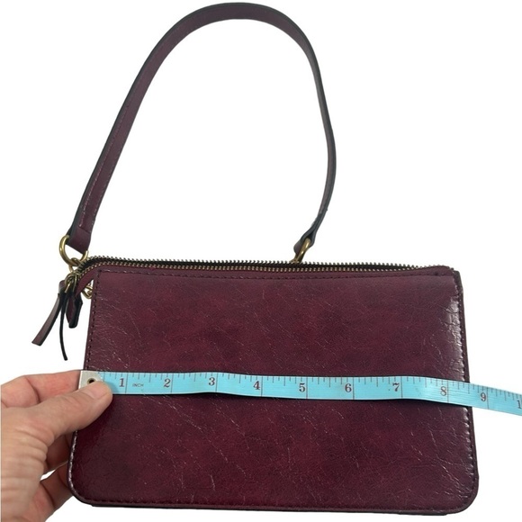 Nine West Susen Burgundy Sleek Minimalist Convertible Chain Crossbody Bag Purse - Picture 5 of 11